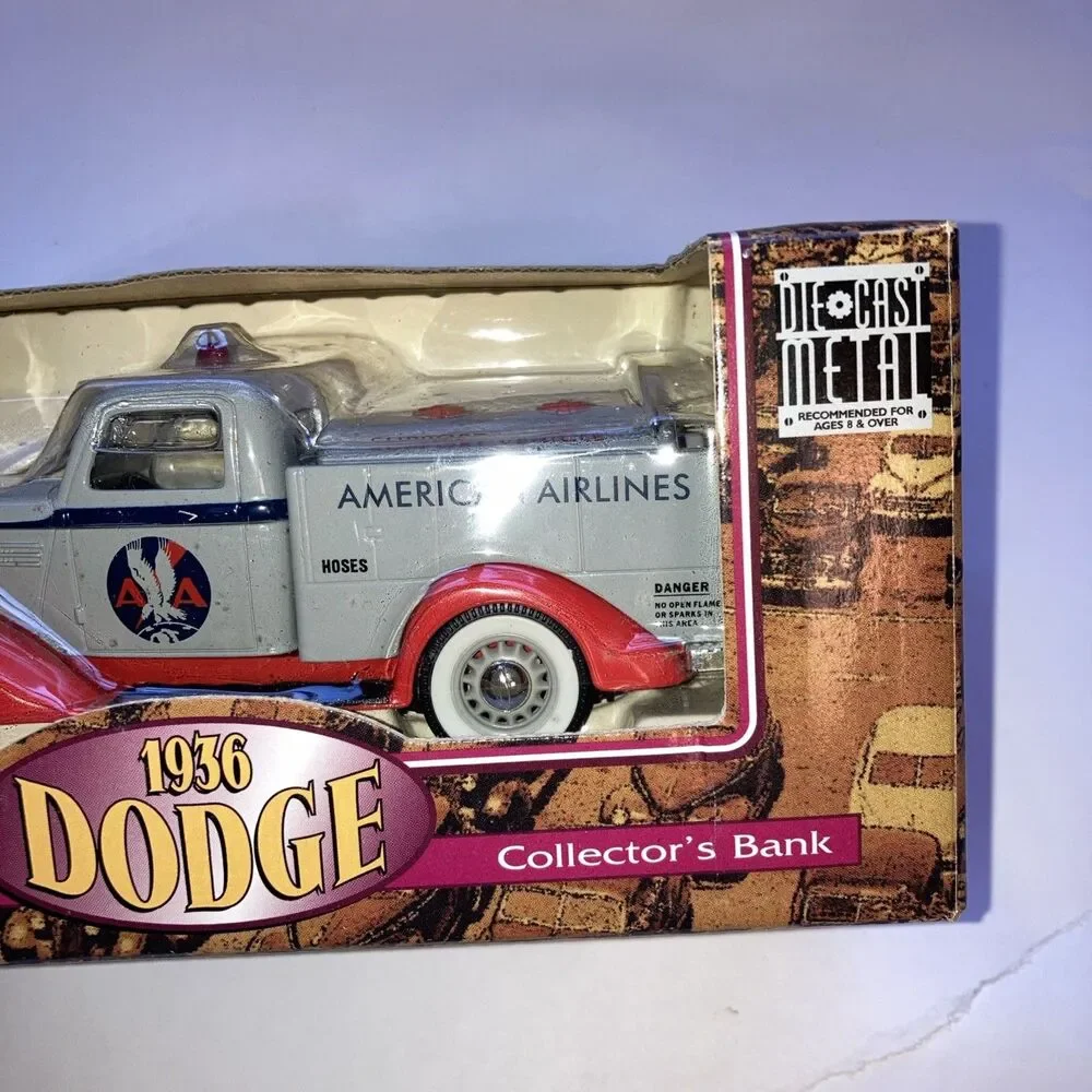 American Airlines LIBERTY CLASSICS 1936 DODGE TANKER TRUCK 1:28 SPECCAST DIECAST